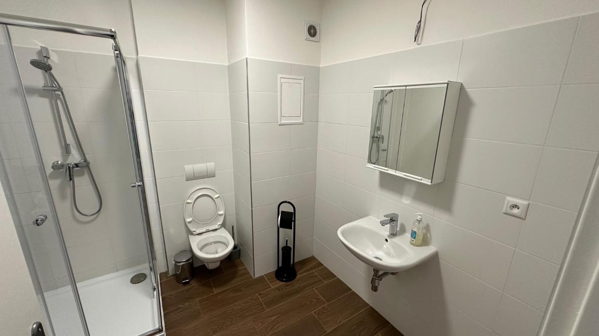2 Room Apartment With Balcony Lipótszentmiklós Kültér fotó